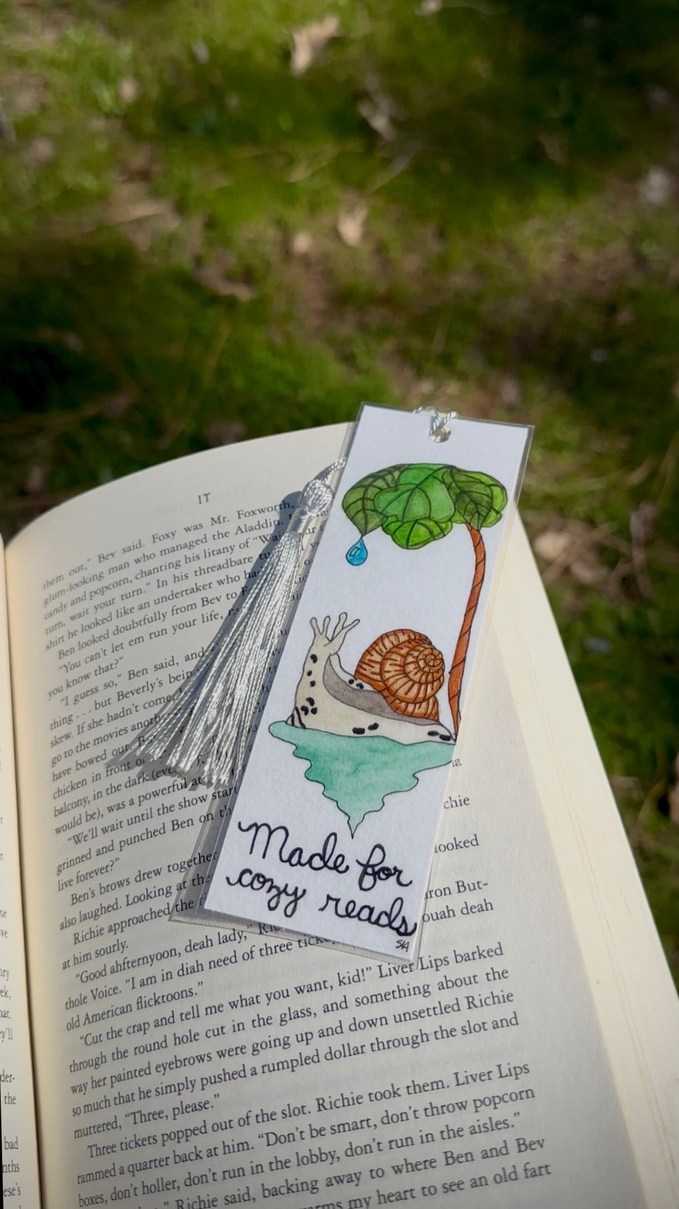Snail Cozy Reads Watercolor Bookmark – Dew Drop & Leaf with Gray Tassel