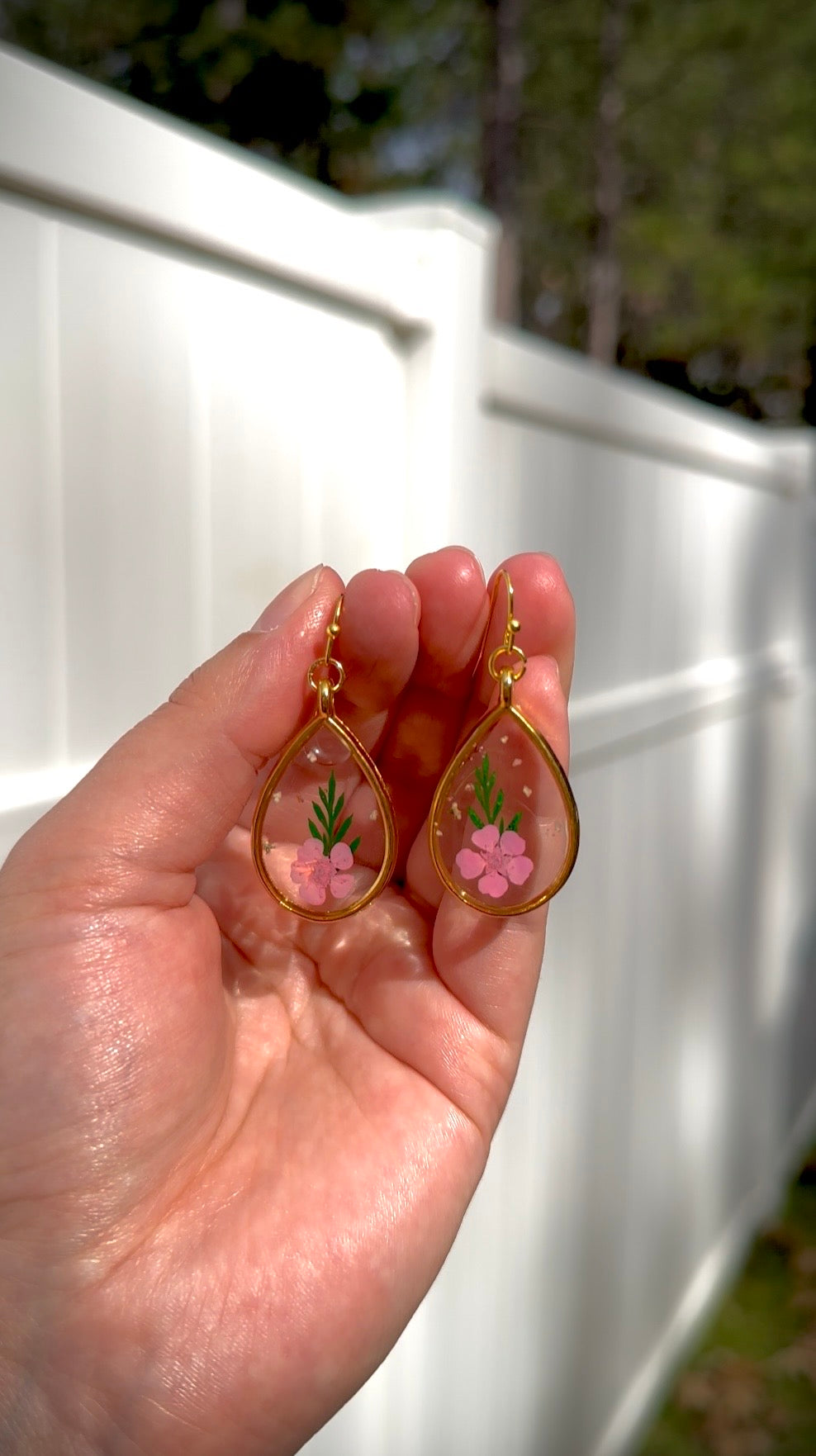 Pressed Flower Resin Teardrop Earrings – Pink Floral Gold Frame