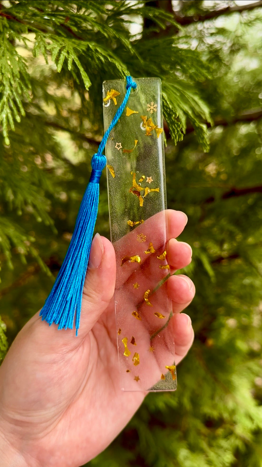 Celestial Blue Bookmark – Resin Bookmark with Snowflake Stars & Gold Leaf