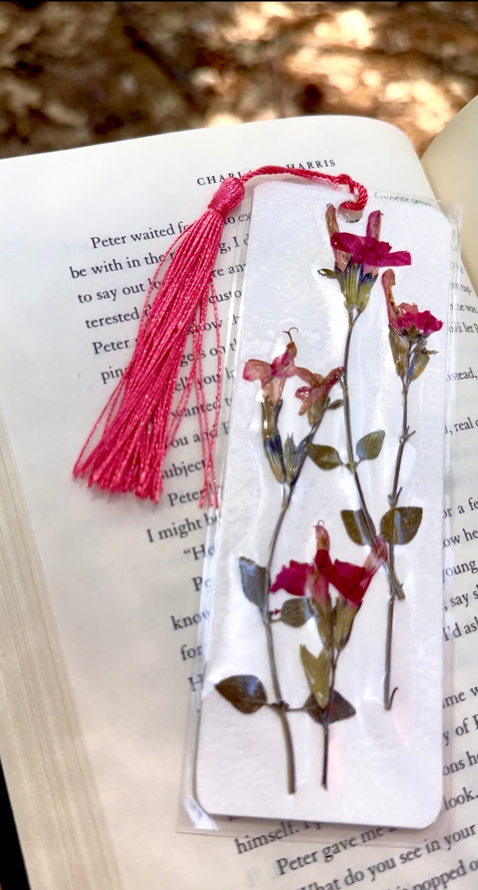 Pressed Flower Bookmark – Pink Blooms & Deep Green Leaves, Pink Tassel