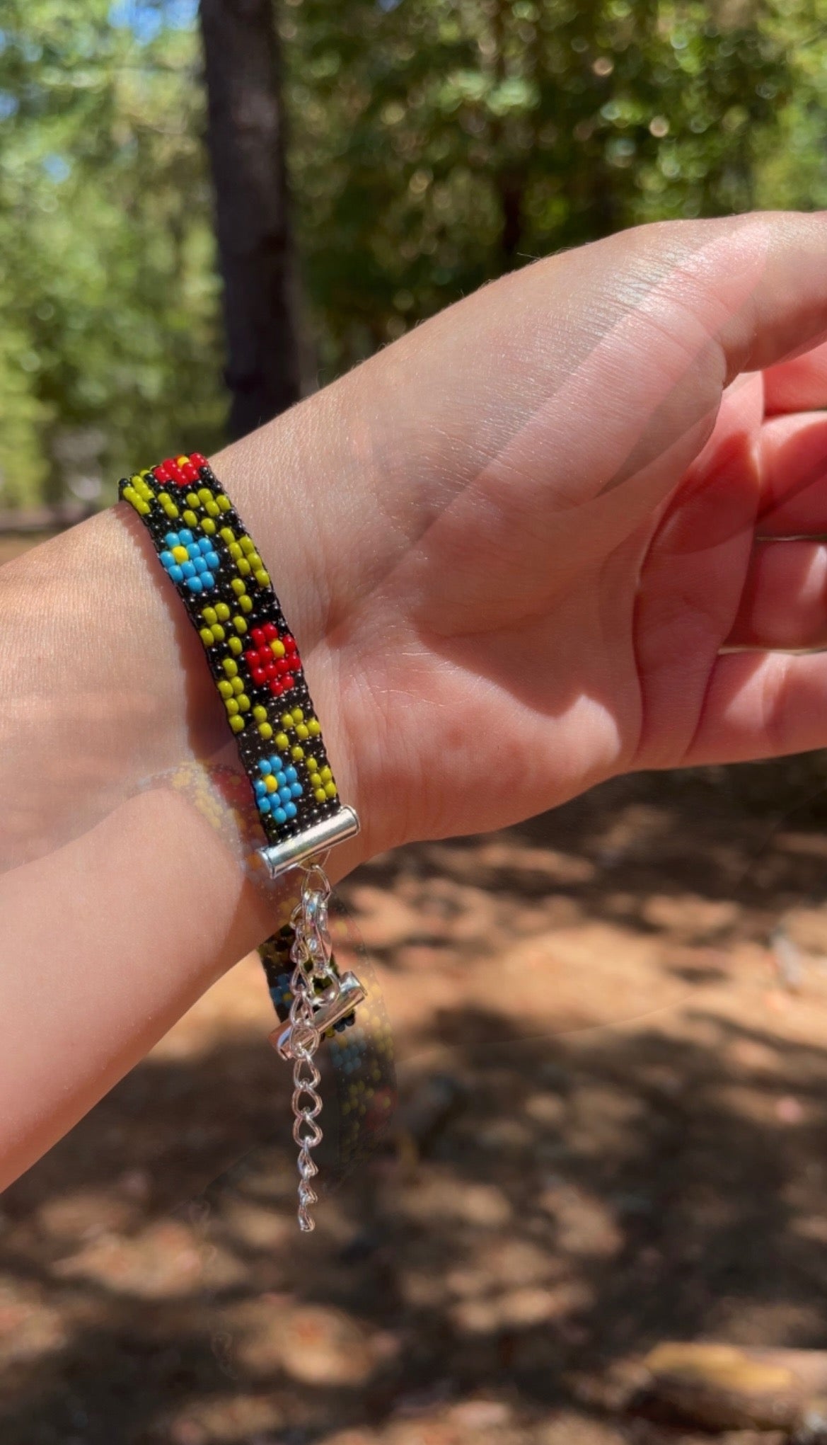 Flower Beaded Bracelet